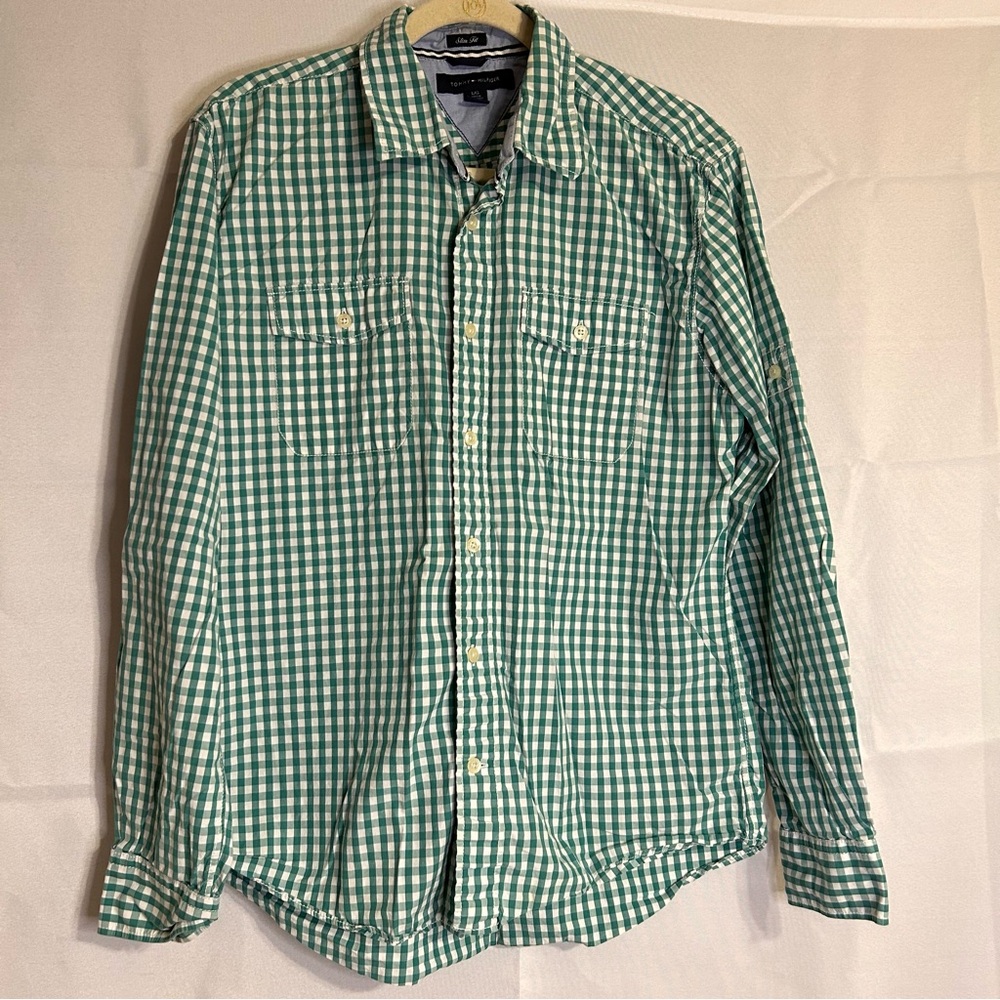 Tommy Hilfiger men’s button up shirt larger green/]white‎ plaid